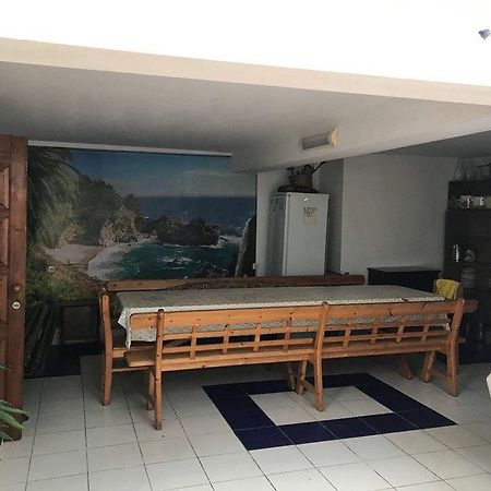 Nina Mini Hotel Gagra Buitenkant foto