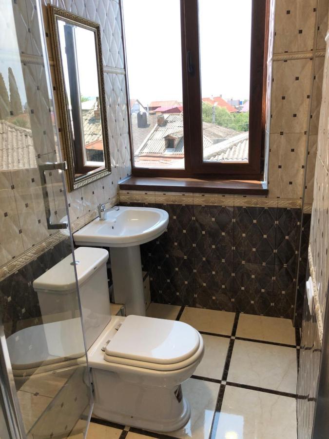 Nina Mini Hotel Gagra Buitenkant foto